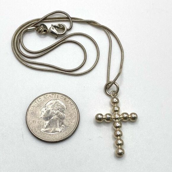 AQW Sterling 925 Silver Cross & 18” sterling Chain - Picture 7 of 8